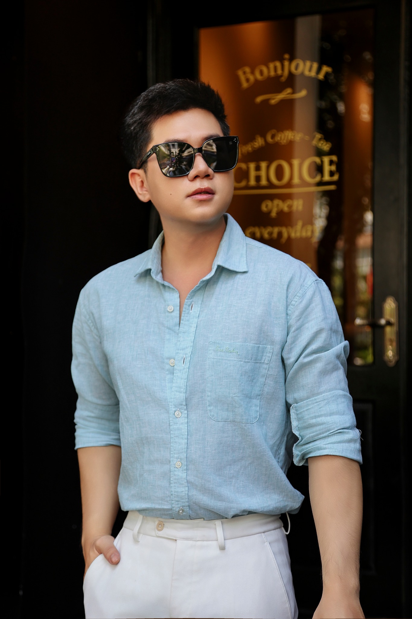anh-dung-deo-kieng